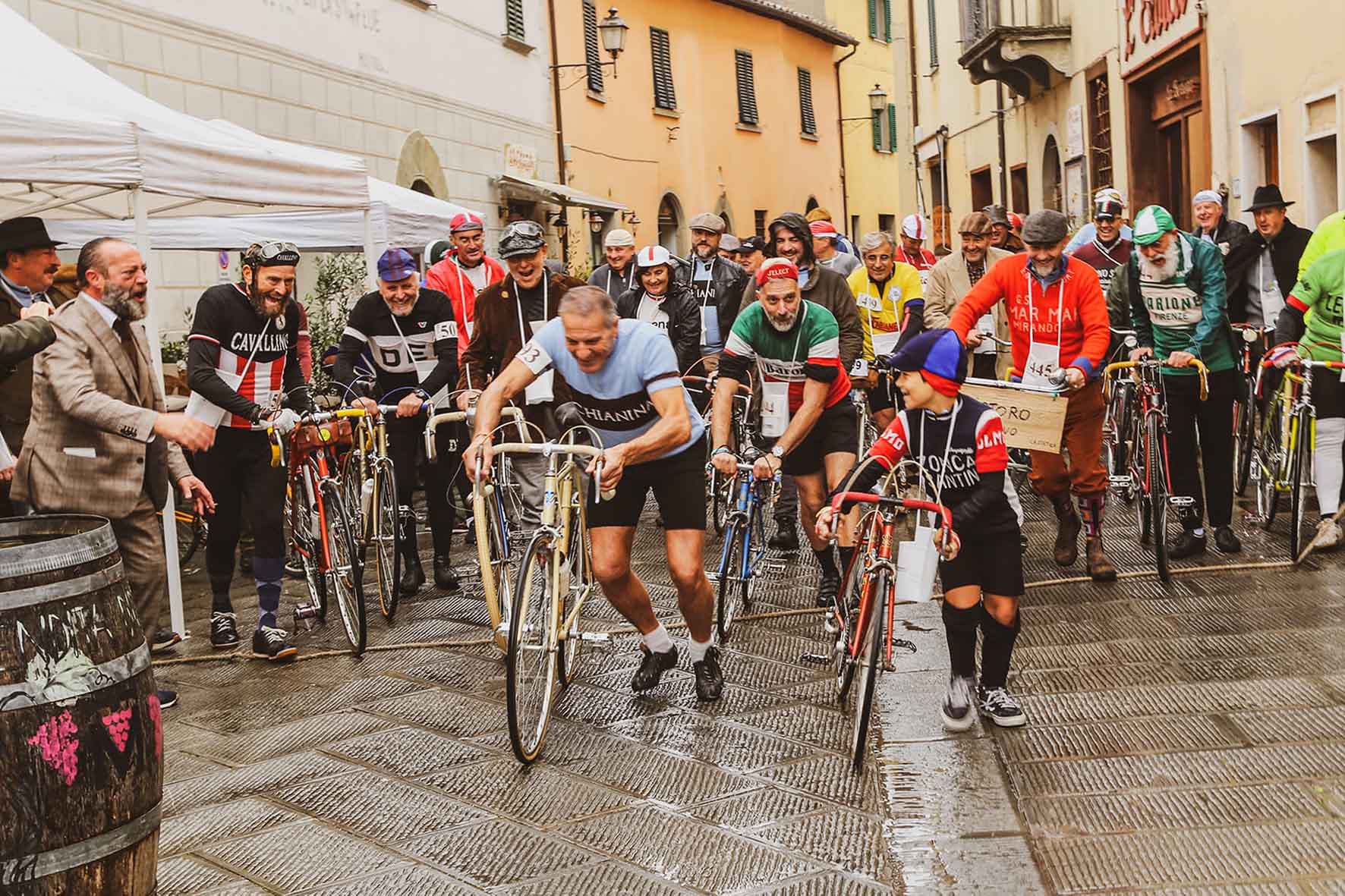 “La Statica”: la ciclostorica più breve del mondo fa tappa a Marciano della Chiana